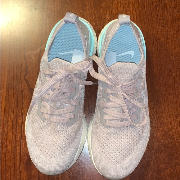 Nike Epic React Flyknit 2 - Picture 2 of 6